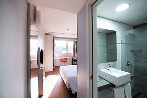 Hotel ibis Montevideo Rambla