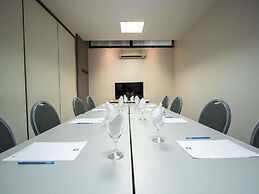 Hotel ibis Montevideo Rambla