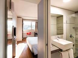 Hotel ibis Montevideo Rambla
