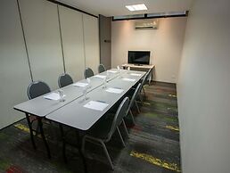 Hotel ibis Montevideo Rambla