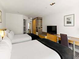 Novotel Queenstown Lakeside