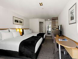 Novotel Queenstown Lakeside