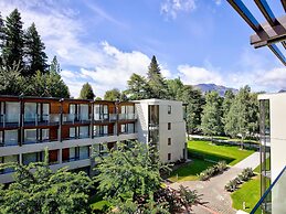 Novotel Queenstown Lakeside