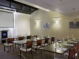 Novotel Queenstown Lakeside