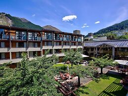 Novotel Queenstown Lakeside