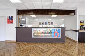 Motel 6 Jacksonville, NC