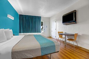 Motel 6 Jacksonville, NC