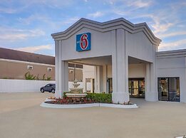 Motel 6 Jacksonville, NC