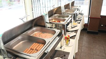 Admiral Suites Bangkok