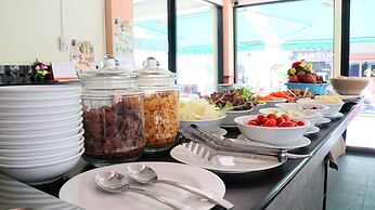 Admiral Suites Bangkok