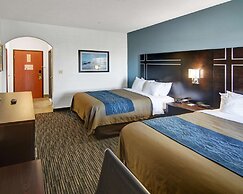 Comfort Inn & Suites Beachfront