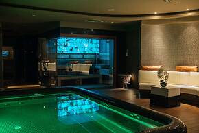 Radisson Blu Leogrand Hotel