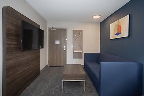 Holiday Inn Express & Suites Grand Junction by IHG