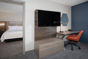 Holiday Inn Express & Suites Grand Junction by IHG