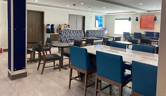 Holiday Inn Express & Suites Grand Junction by IHG