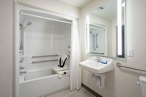 Holiday Inn Express & Suites Grand Junction by IHG