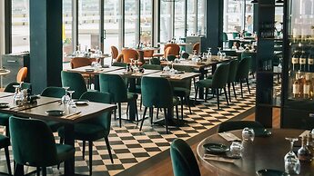 AX ODYCY Hotel