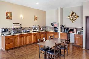 Quality Inn & Suites Edmonton International Airport