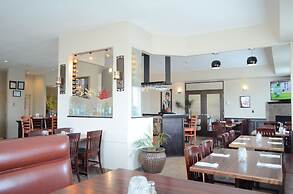 Quality Inn & Suites Edmonton International Airport