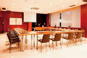 AC Hotel Sevilla Fórum by Marriott