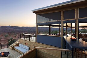 The Outpost & Pel's Post