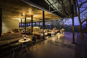 The Outpost & Pel's Post