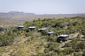 The Outpost & Pel's Post