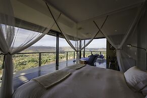 The Outpost & Pel's Post