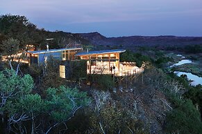 The Outpost & Pel's Post