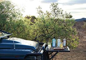 The Outpost & Pel's Post