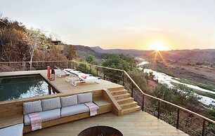 The Outpost & Pel's Post