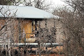 The Outpost & Pel's Post