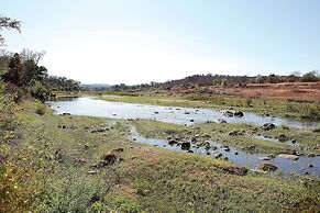 The Outpost & Pel's Post