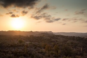 The Outpost & Pel's Post