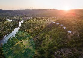 The Outpost & Pel's Post