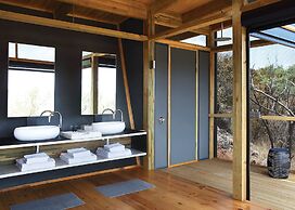 The Outpost & Pel's Post