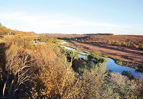 The Outpost & Pel's Post