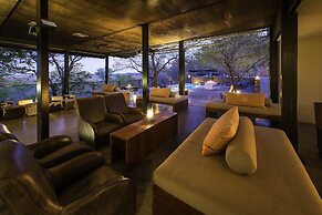 The Outpost & Pel's Post