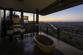 The Outpost & Pel's Post