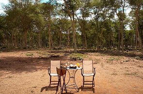 The Outpost & Pel's Post