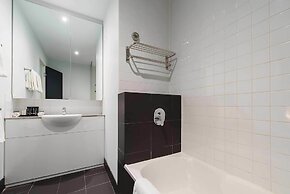 Mantra 100 Exhibition Melbourne