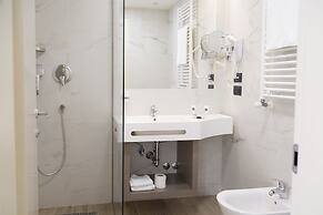 Jr Hotels Bocconi Milano