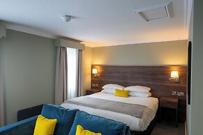 Beaufort Park Hotel