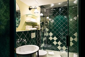 Hôtel Bonsoir Madame