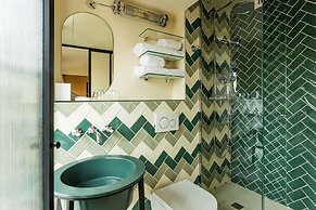 Hôtel Bonsoir Madame