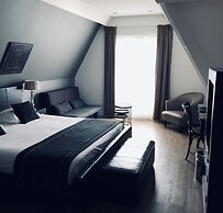 Hotel Chariot