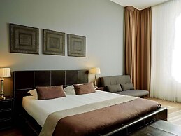 Hotel Chariot