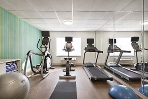 Holiday Inn Express Sarasota East - I-75 by IHG