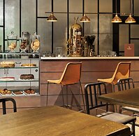 H10 Timanfaya Palace