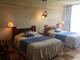 Mayaland Hotel & Bungalows